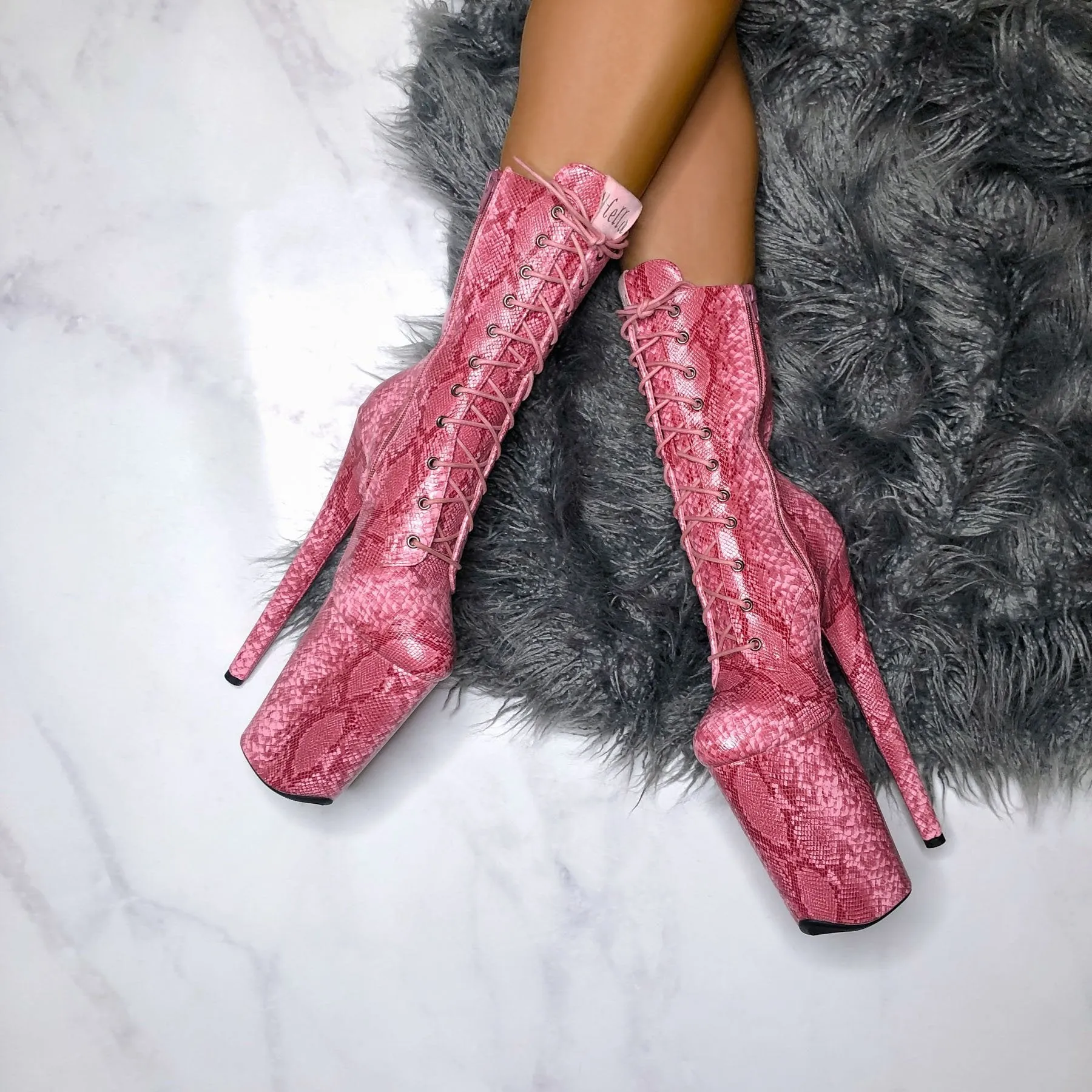 Candy Cobra Boot - 9 INCH