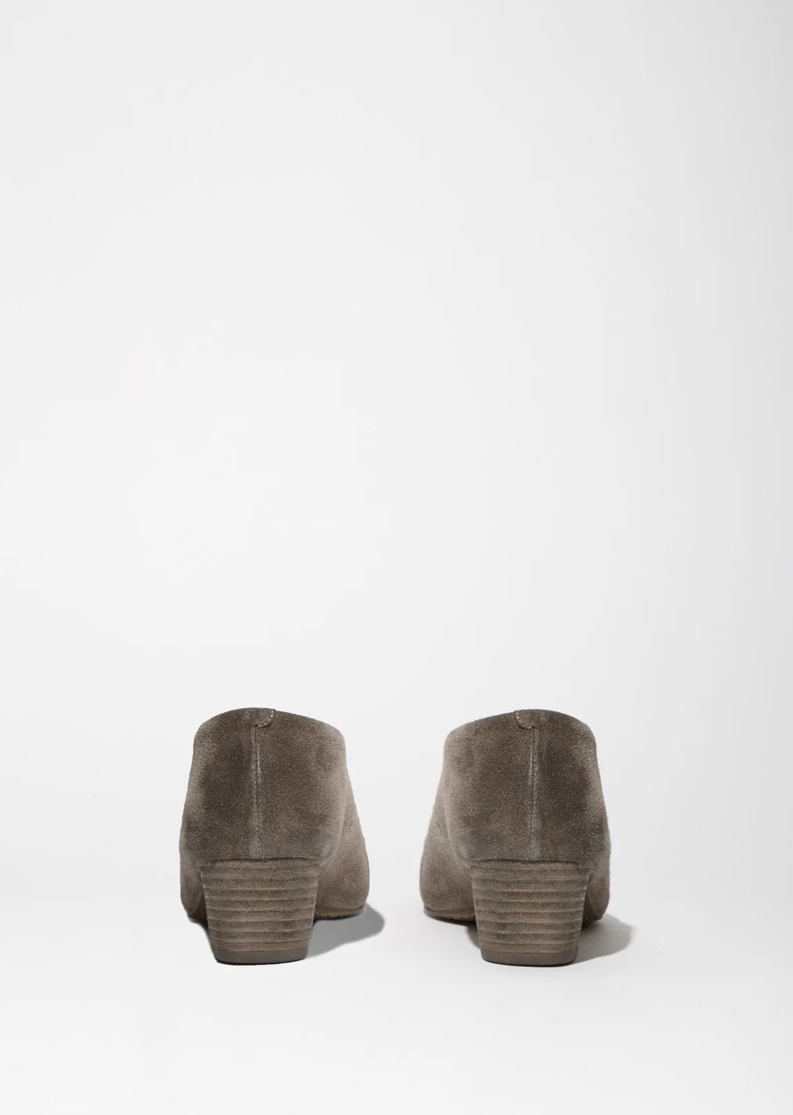 Coltello Distressed Suede Pump