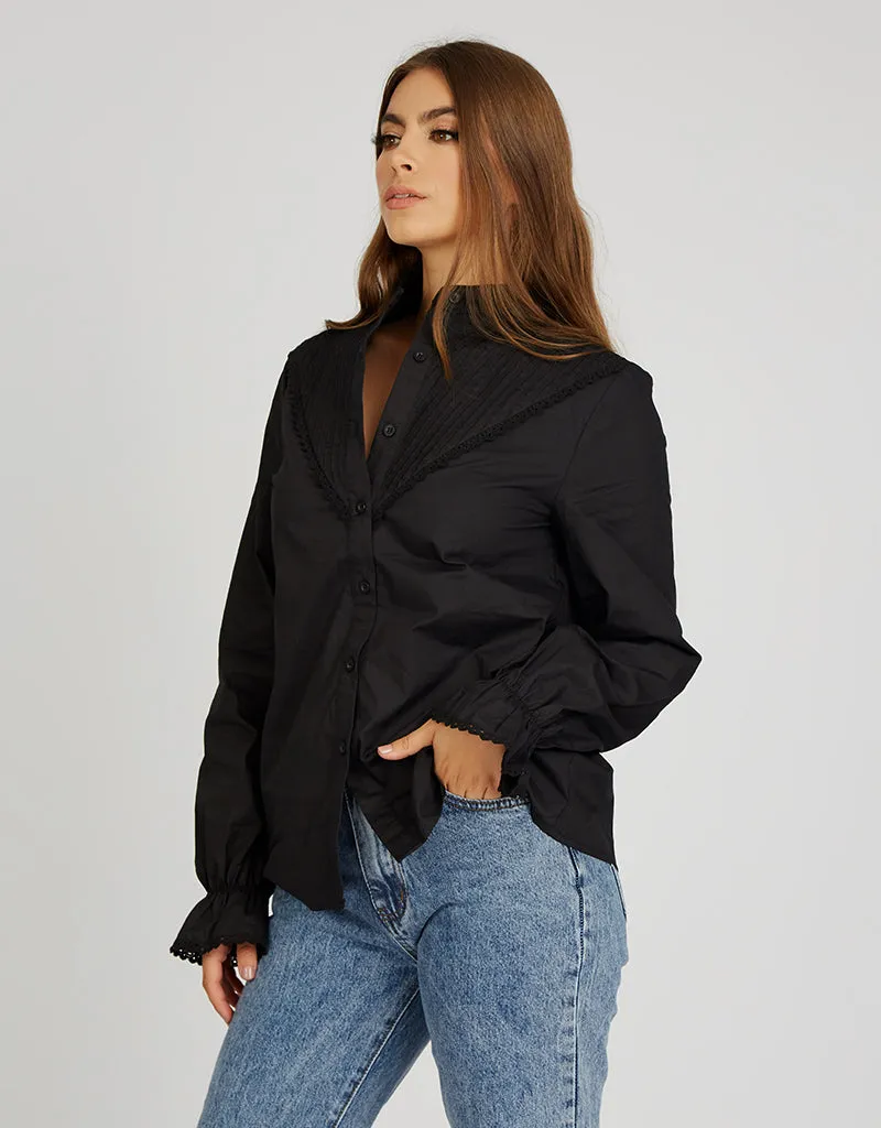Vintage Lace Trim Shirt